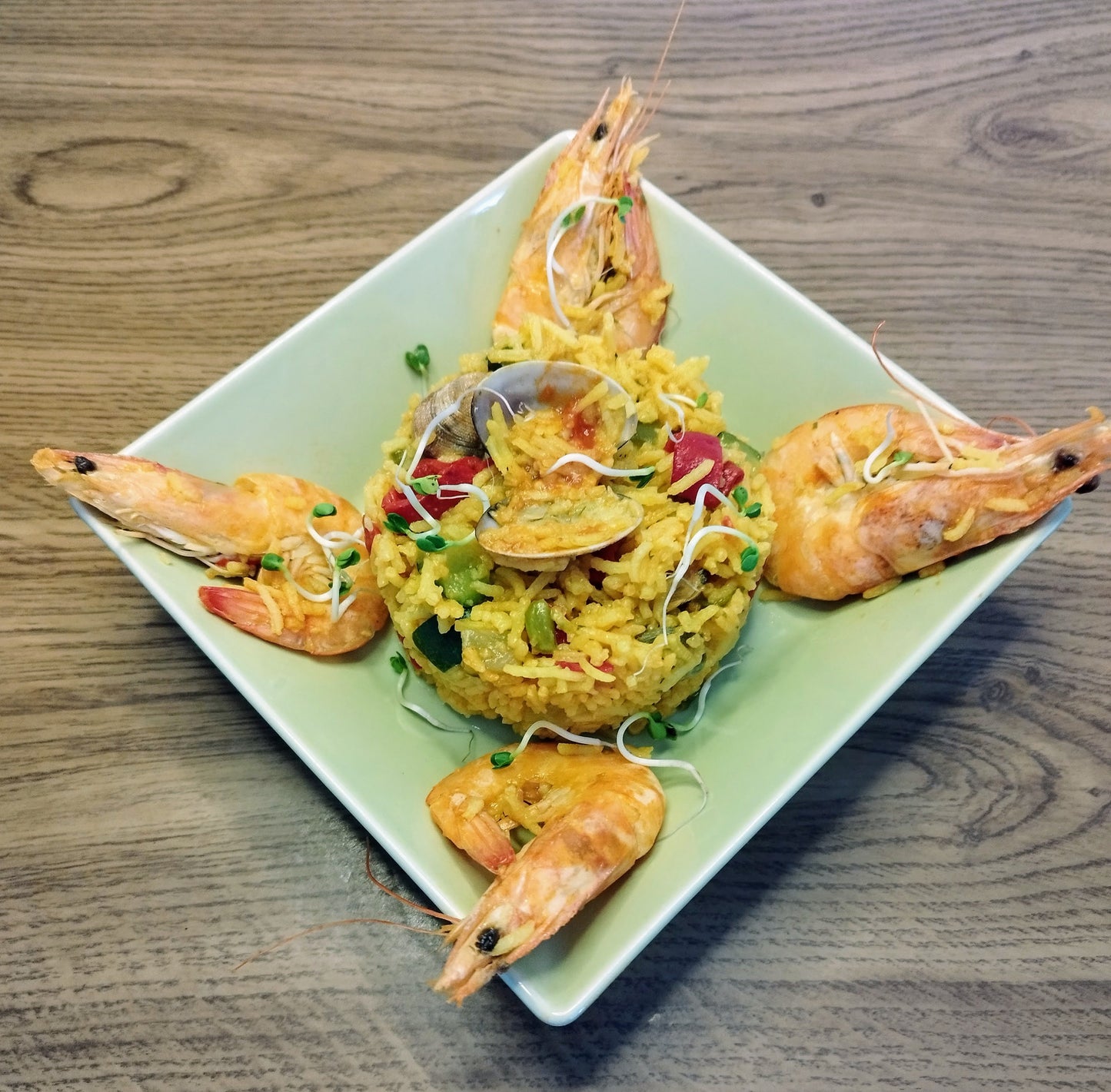 ARROZ CON ALMEJAS Y LANGOSTINOS