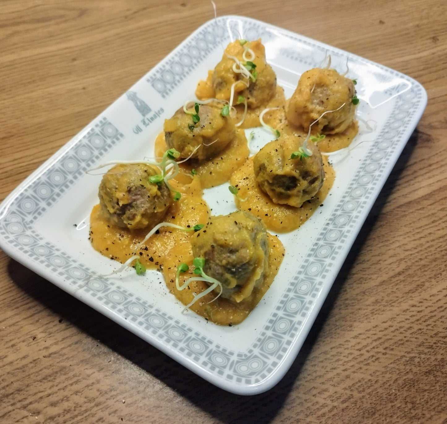 ALBÓNDIGAS DE POLLO EN SALSA DE CALABAZA