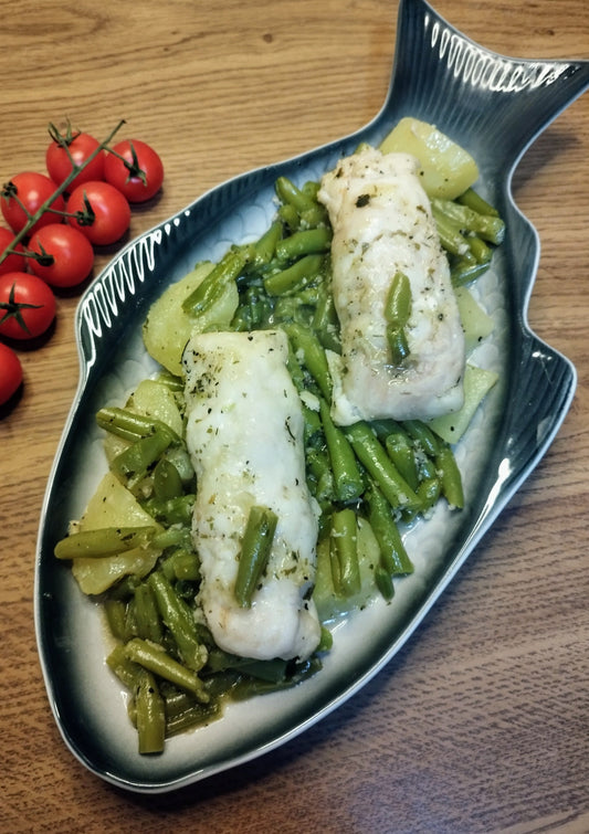 MERLUZA CON JUDÍAS VERDES Y UNA PATATA