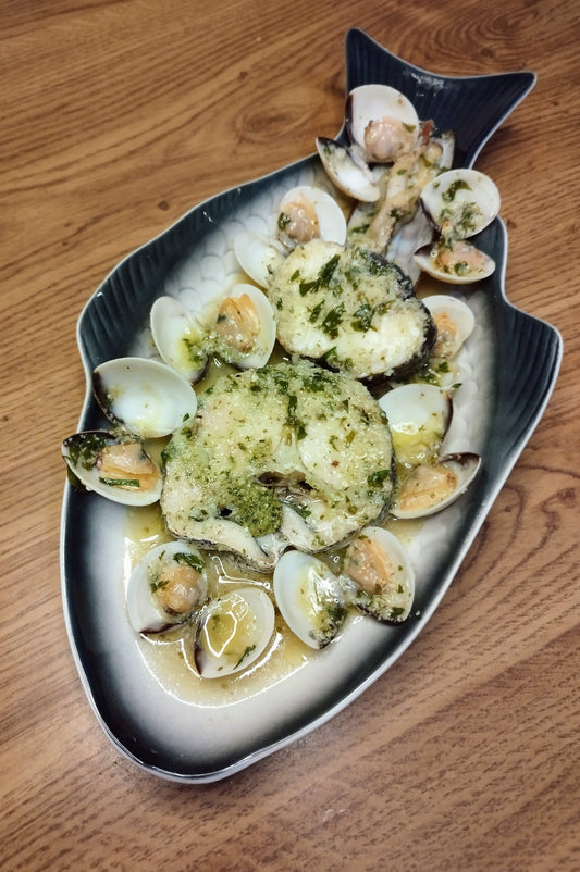 MERLUZA EN SALSA VERDE CON AJITOS Y PEREJIL