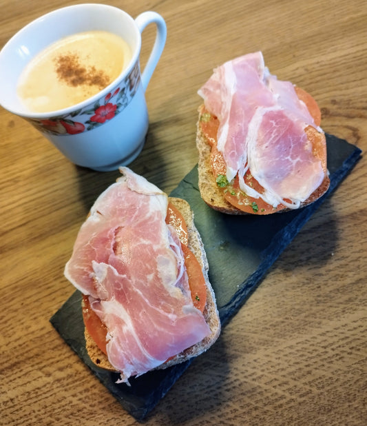 TOSTADA CON JAMÓN COCIDO