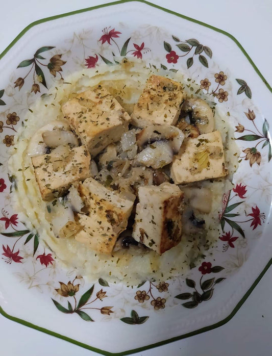 Stir-fried tofu with cauliflower cream